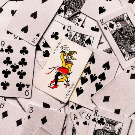 The Role of RNGs in Online Blackjack