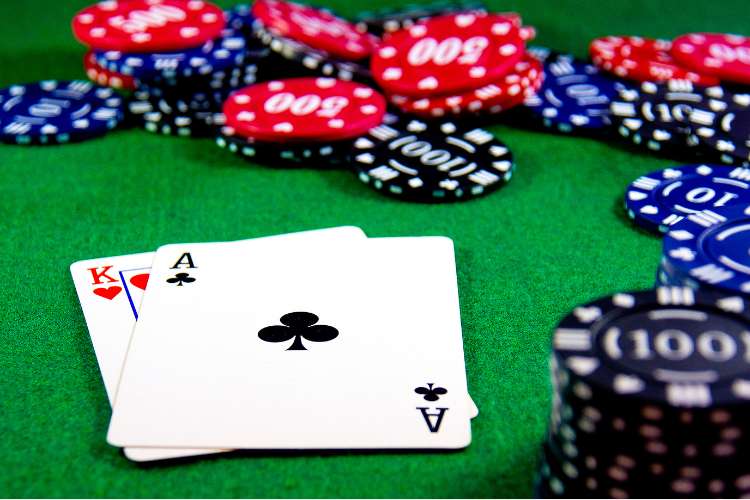 live dealer blackjack vs online blackjack pros and cons