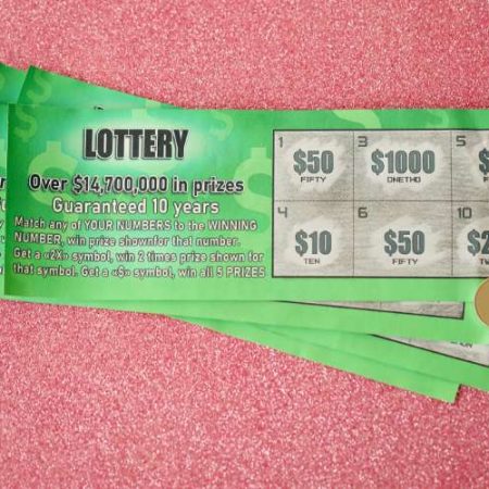The Benefits of Playing Scratch Cards on Mobile