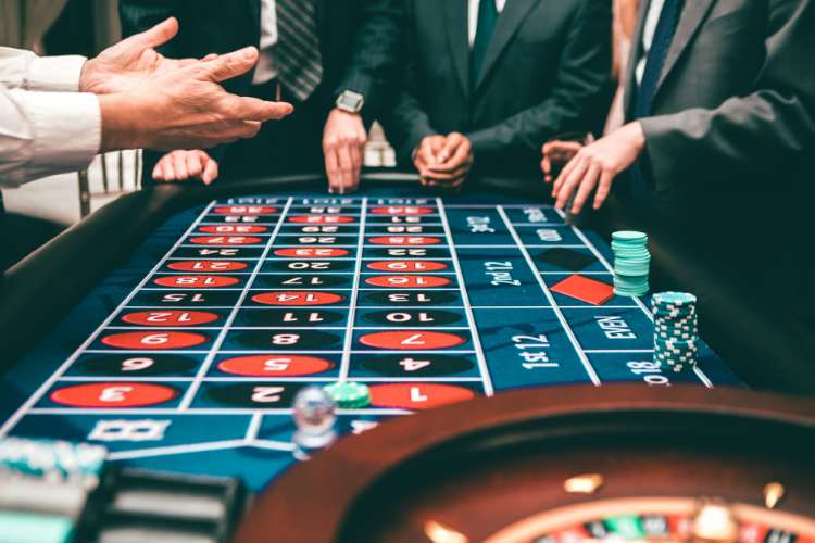common roulette betting systems compared
