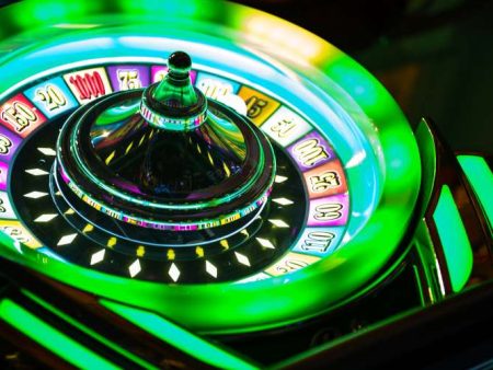 Using the Martingale Strategy in Roulette