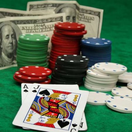 Advanced Blackjack Strategies for Experienced Players
