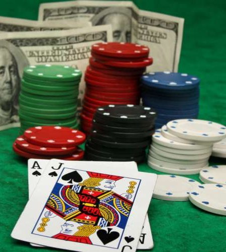 Advanced Blackjack Strategies for Experienced Players