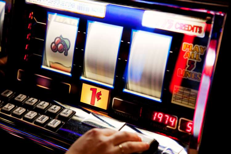 the best times to play online slots