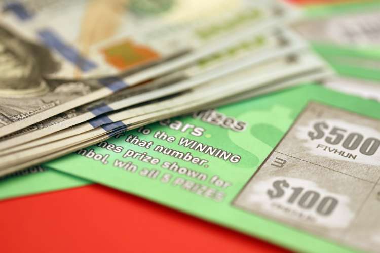 how to play scratch cards responsibly online