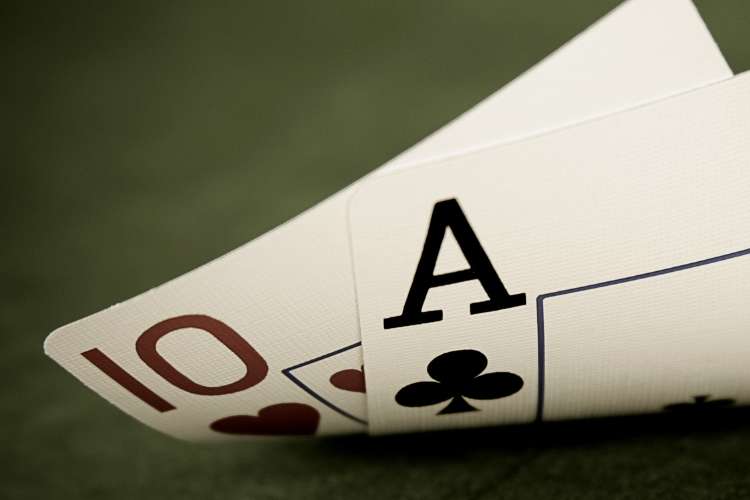 legal aspects of playing blackjack online in the uk