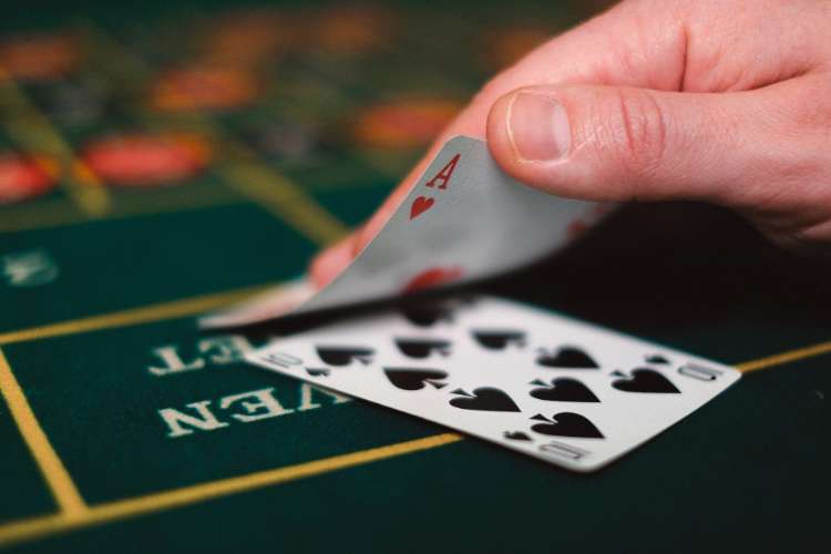 how to spot patterns in blackjack games