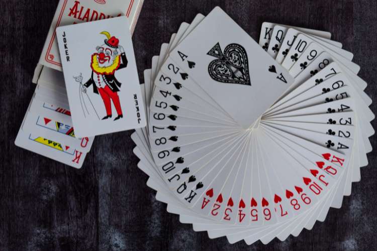 best time to play blackjack in uk online casinos